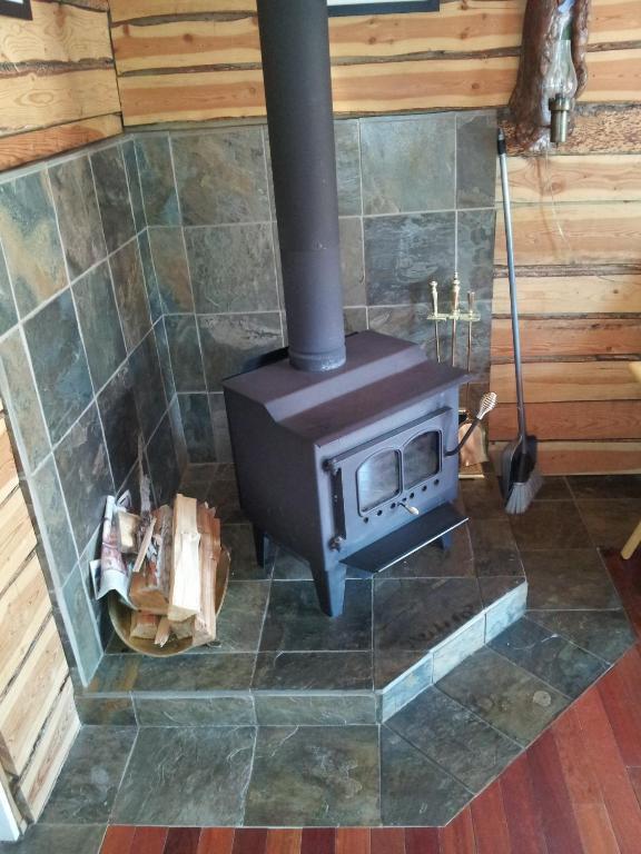Steamboat Mountain Chalets Spillimacheen Ruang foto