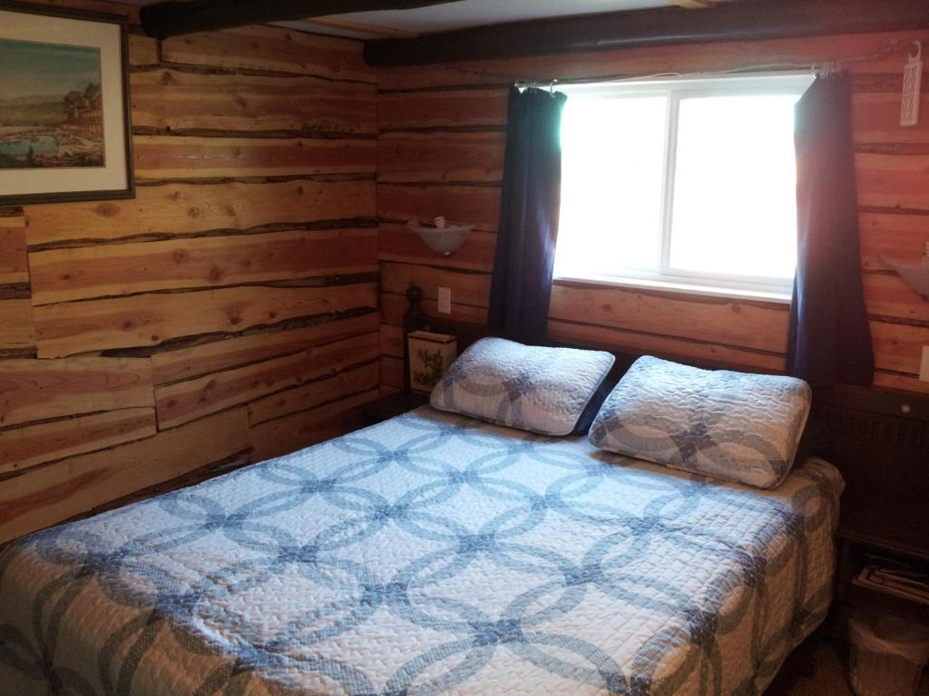 Steamboat Mountain Chalets Spillimacheen Ruang foto