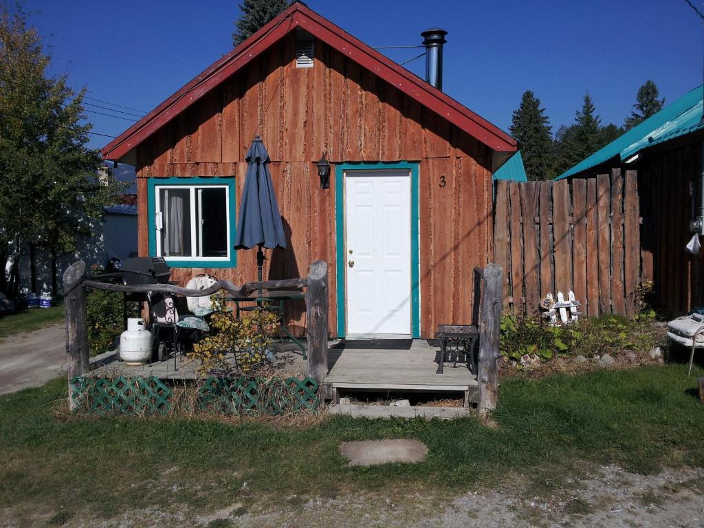Steamboat Mountain Chalets Spillimacheen Ruang foto