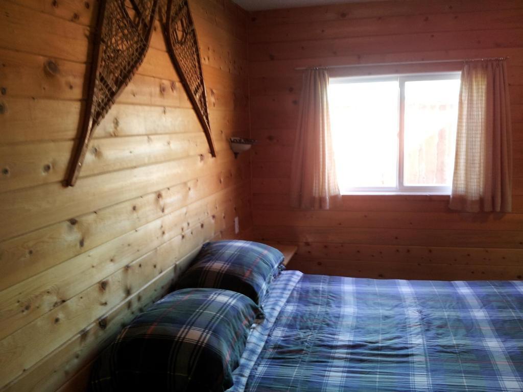 Steamboat Mountain Chalets Spillimacheen Ruang foto
