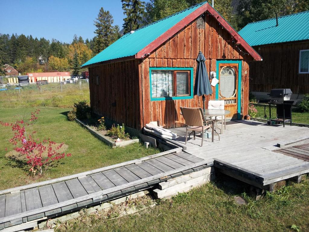 Steamboat Mountain Chalets Spillimacheen Ruang foto