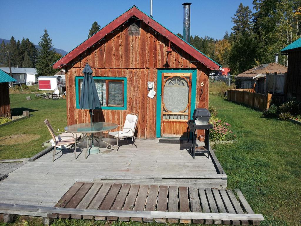 Steamboat Mountain Chalets Spillimacheen Ruang foto